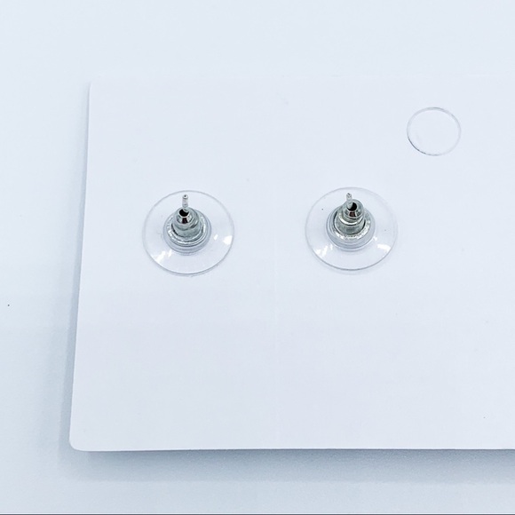 Asymmetric bamboo ear climber earrings - Picture 3 of 3